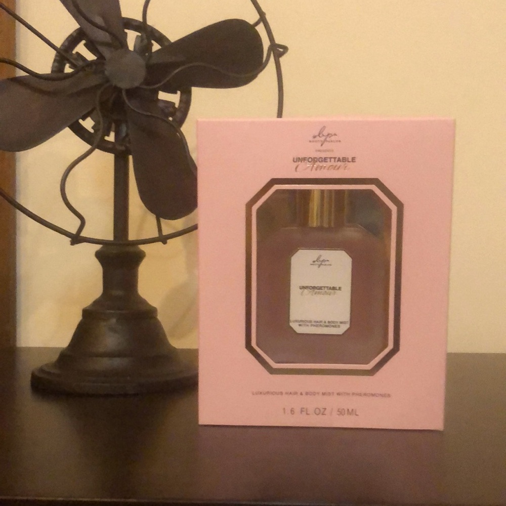 New Booty Parlor Pink ( Only 2 left ) with free gift